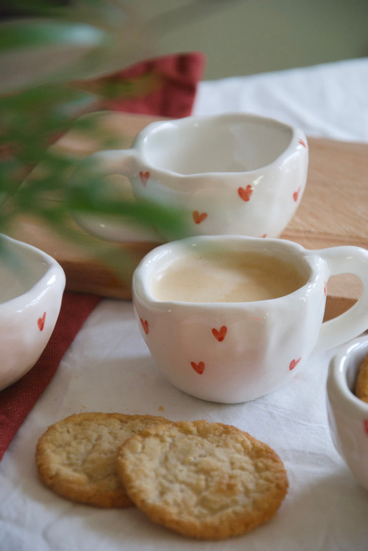 TAZZINE DA CAFFE' CON CUORICINI