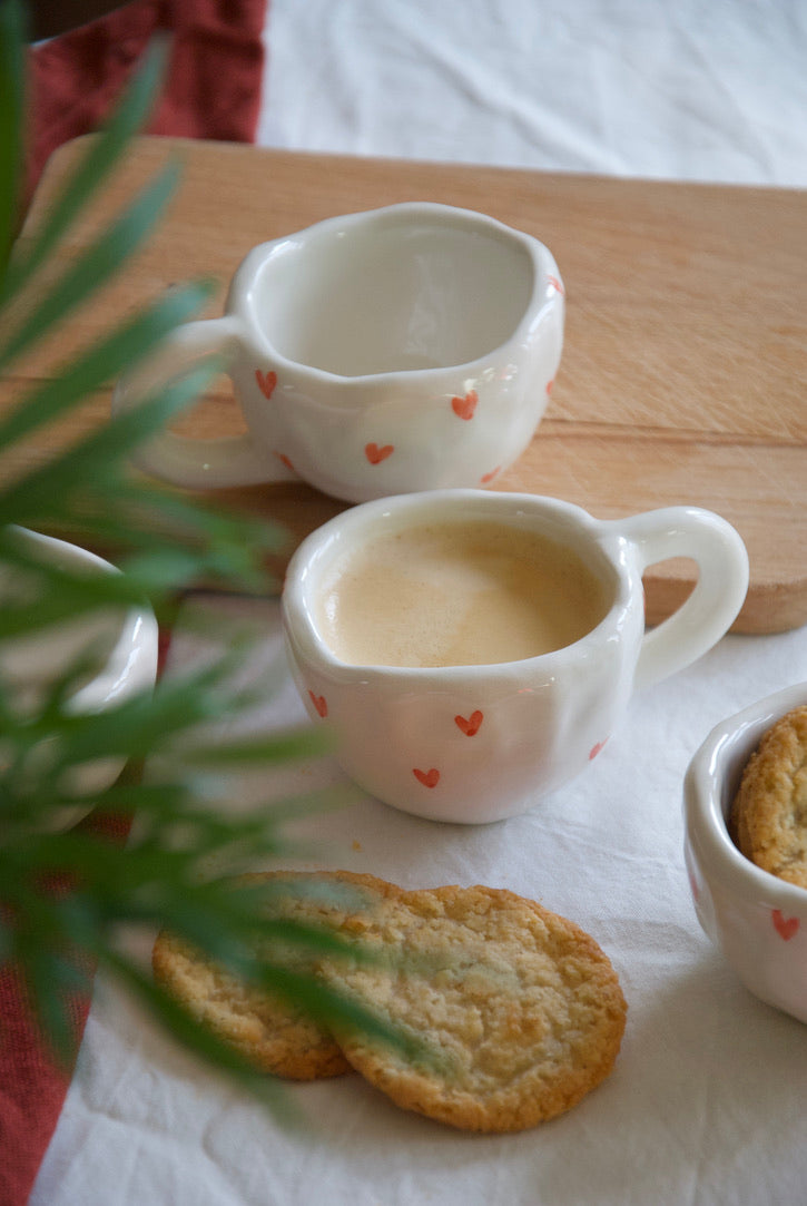 TAZZINE DA CAFFE' CON CUORICINI